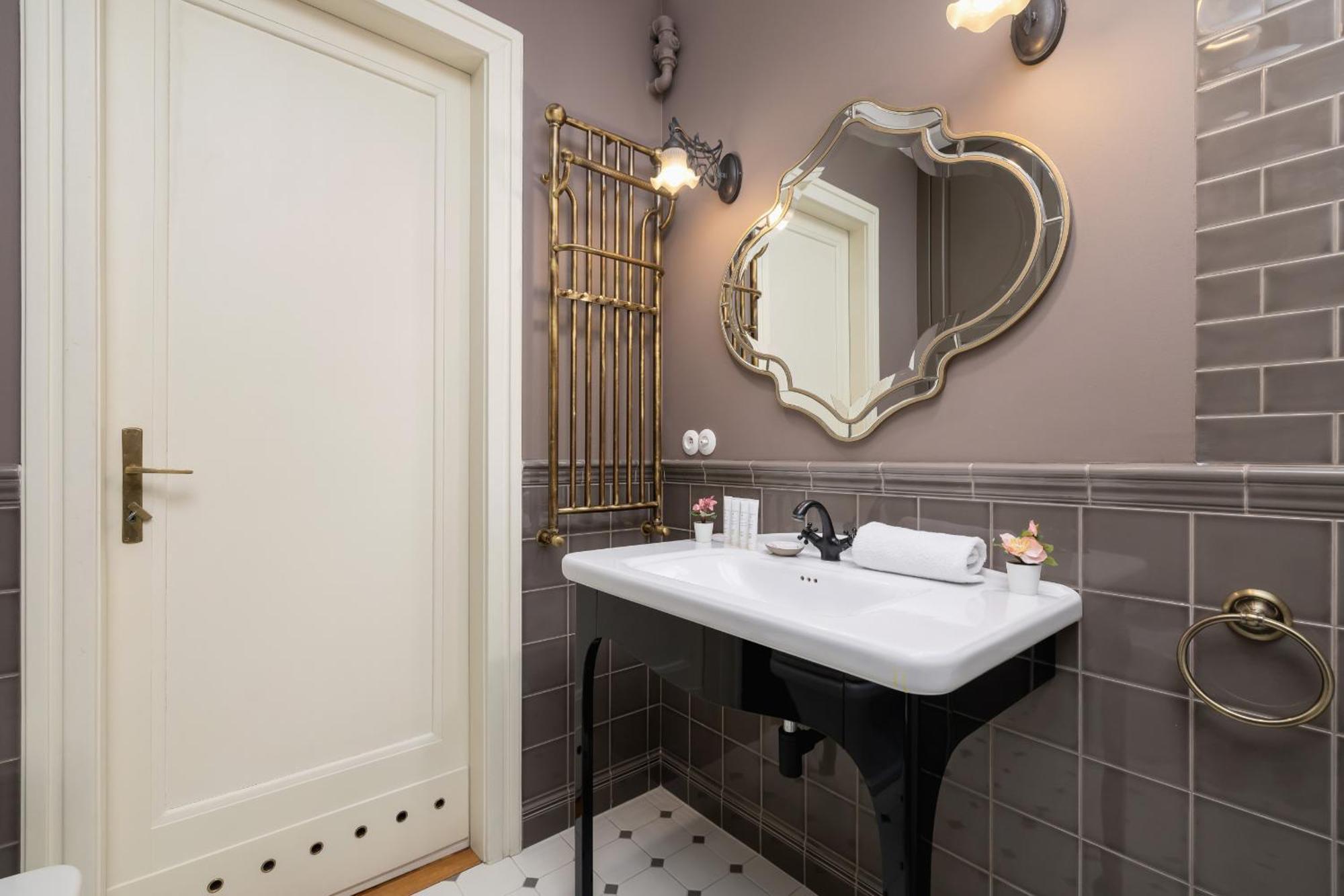 Luxury With Two Bedrooms And Balcony By Renters Prestige Kraków